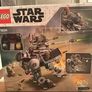Brand New LEGO Star Wars AT-AP Walker Set.